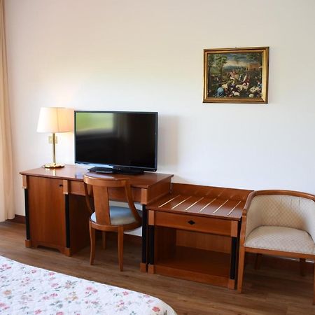 Hotel Michelangelo Chianciano Terme Esterno foto