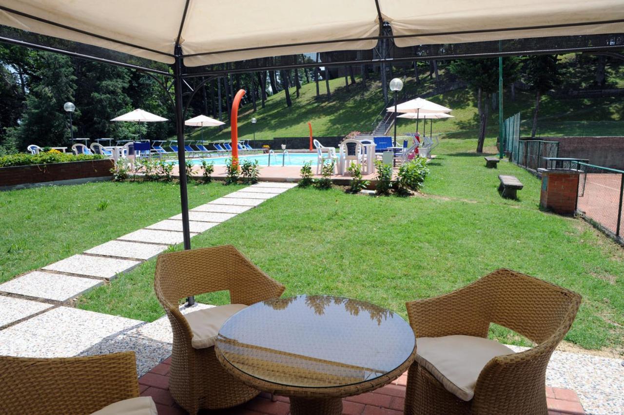 Hotel Michelangelo Chianciano Terme Esterno foto