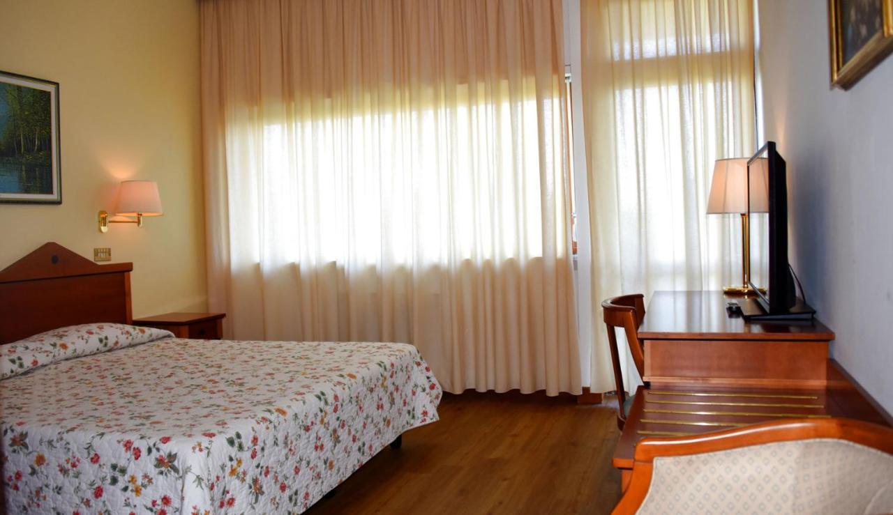Hotel Michelangelo Chianciano Terme Esterno foto