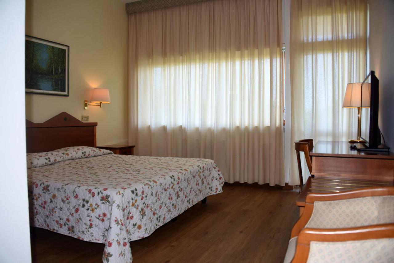 Hotel Michelangelo Chianciano Terme Esterno foto