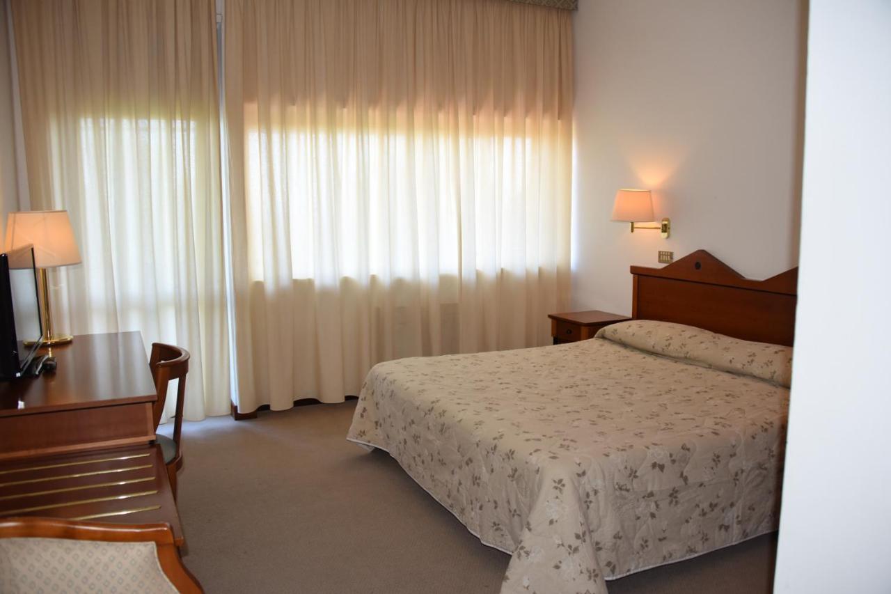 Hotel Michelangelo Chianciano Terme Esterno foto